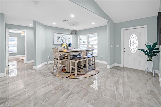 5135 Balmer ST, Lehigh Acres, FL 33971