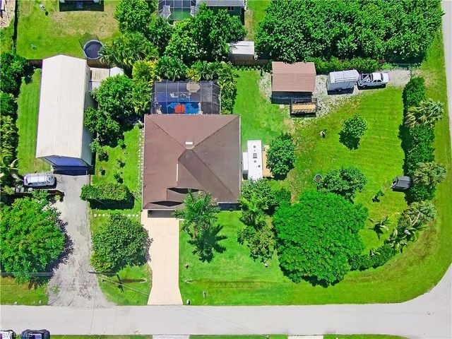 5135 Balmer ST, Lehigh Acres, FL 33971