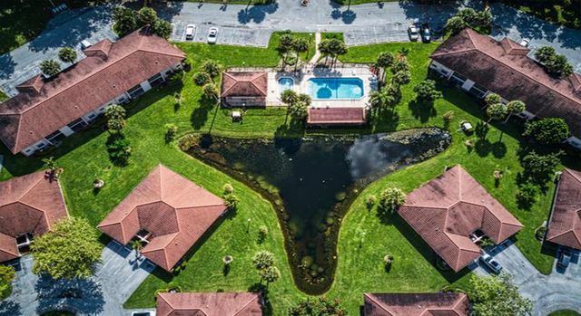 9861 Three Lakes Circle, Boca Raton, FL 33428