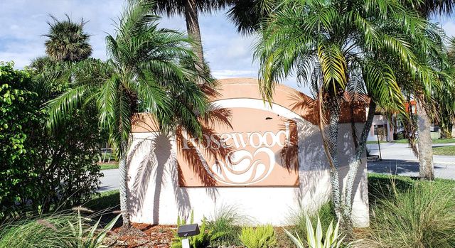 9861 Three Lakes Circle, Boca Raton, FL 33428