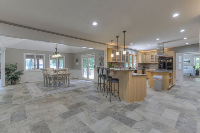 117 Lake St, Estill Springs, TN 37330