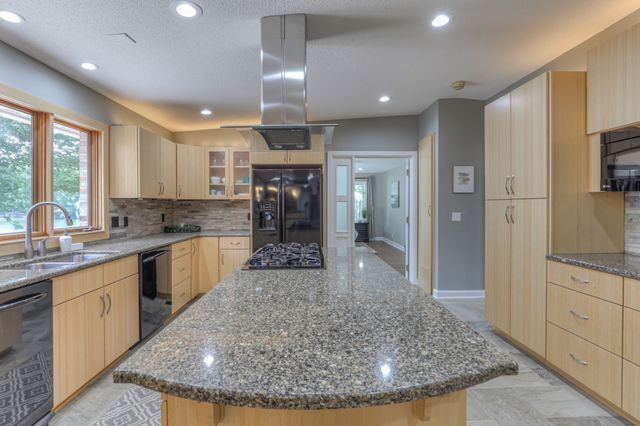 117 Lake St, Estill Springs, TN 37330
