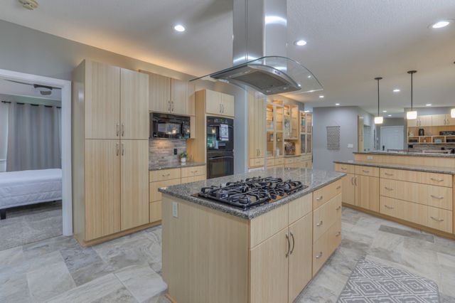 117 Lake St, Estill Springs, TN 37330