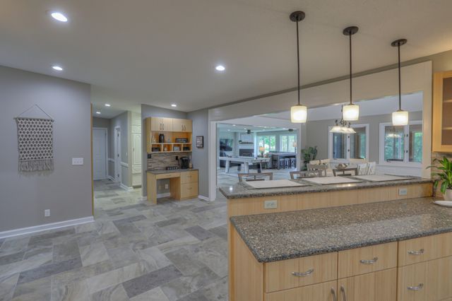 117 Lake St, Estill Springs, TN 37330