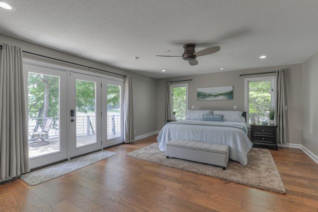 117 Lake St, Estill Springs, TN 37330