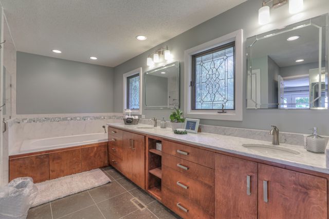 117 Lake St, Estill Springs, TN 37330