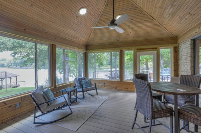 117 Lake St, Estill Springs, TN 37330