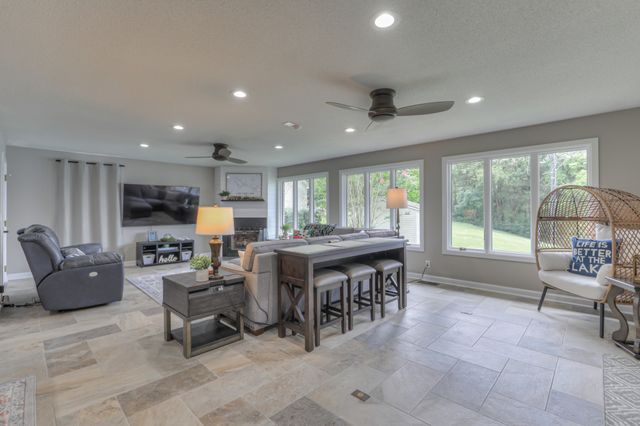 117 Lake St, Estill Springs, TN 37330