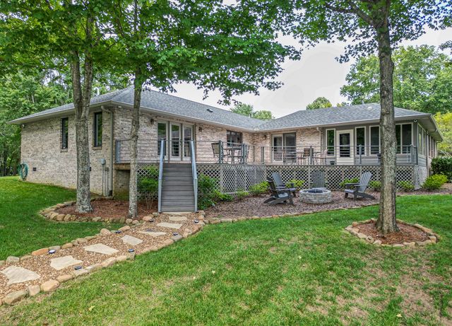 117 Lake St, Estill Springs, TN 37330