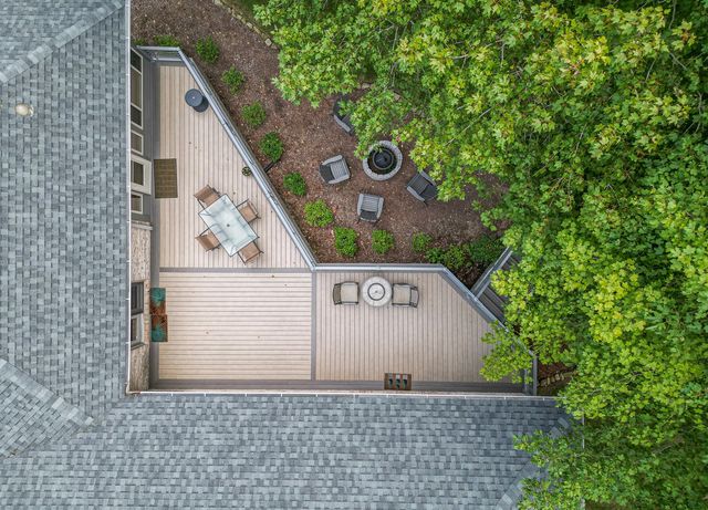 117 Lake St, Estill Springs, TN 37330
