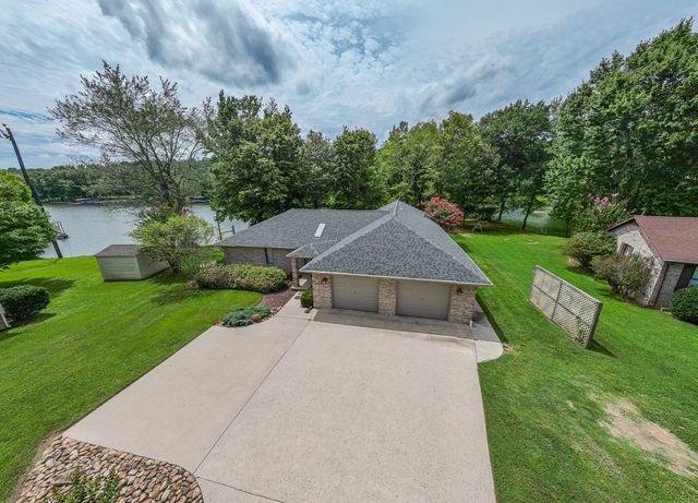 117 Lake St, Estill Springs, TN 37330