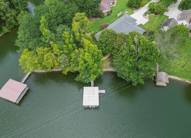 117 Lake St, Estill Springs, TN 37330