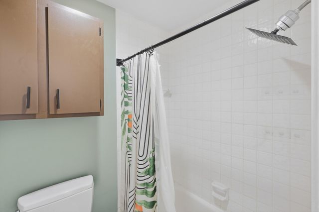 1950 Augusta Drive, Houston, TX 77057