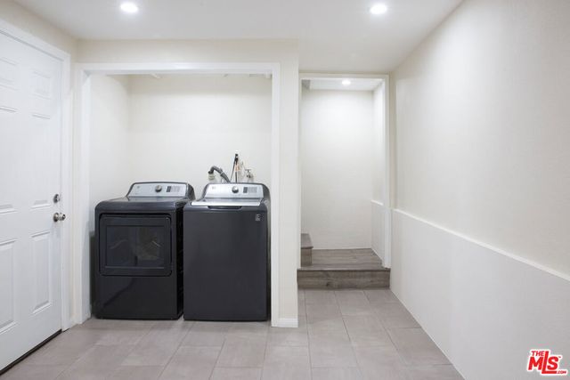 14018 Vanowen Street 7, Van Nuys, CA 91405