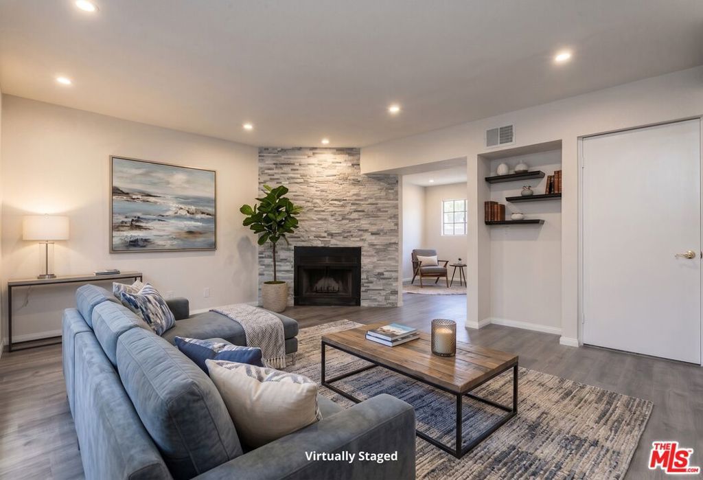 14018 Vanowen Street 7, Van Nuys, CA 91405