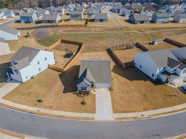 278 Bentwater Way, Hoschton, GA 30548