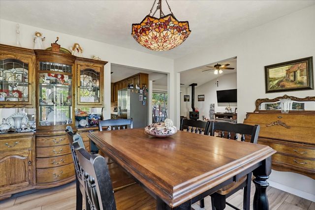 11524 Sherwood Way, Auburn, CA 95602