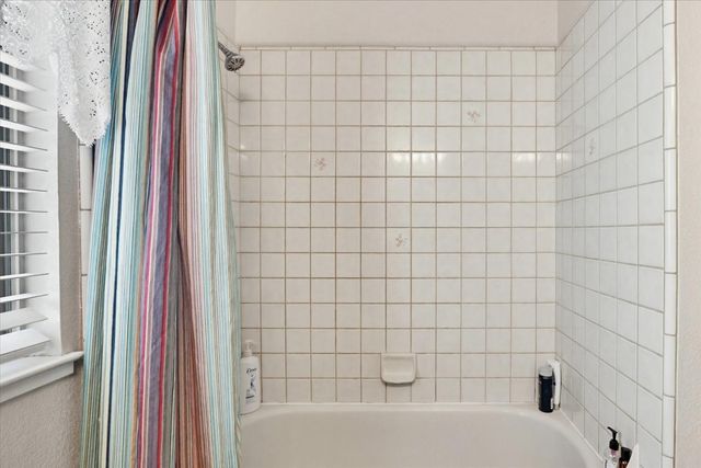 11524 Sherwood Way, Auburn, CA 95602