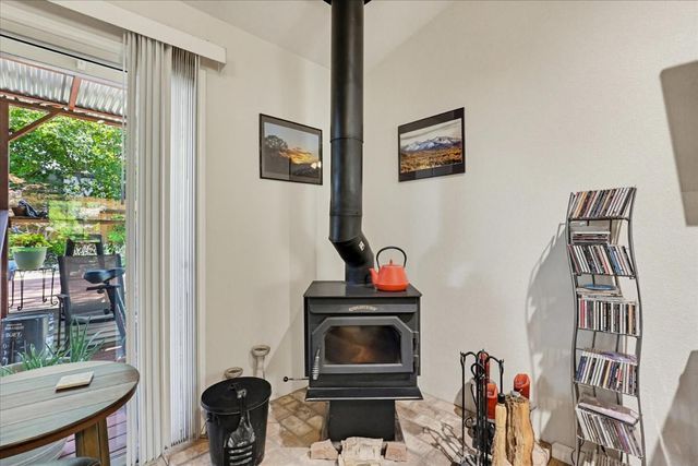 11524 Sherwood Way, Auburn, CA 95602
