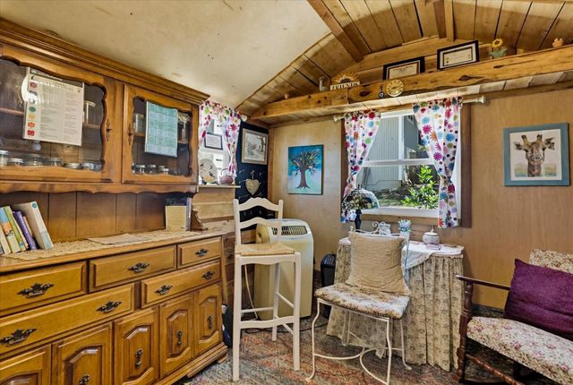 11524 Sherwood Way, Auburn, CA 95602
