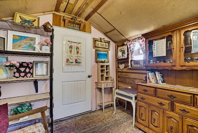11524 Sherwood Way, Auburn, CA 95602