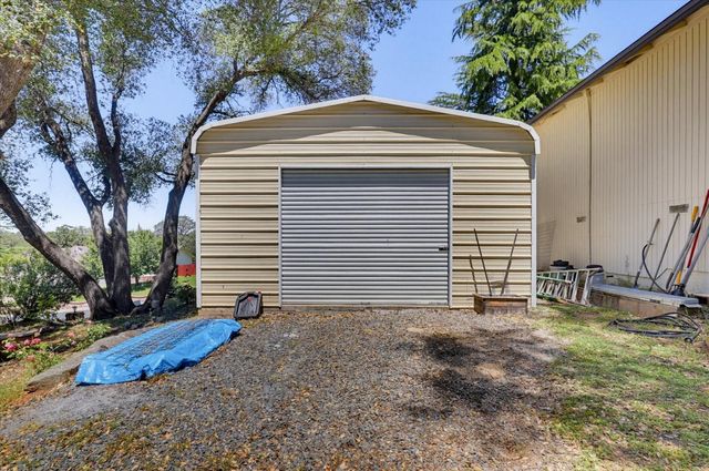 11524 Sherwood Way, Auburn, CA 95602