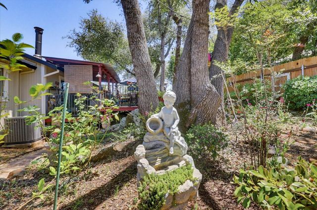 11524 Sherwood Way, Auburn, CA 95602