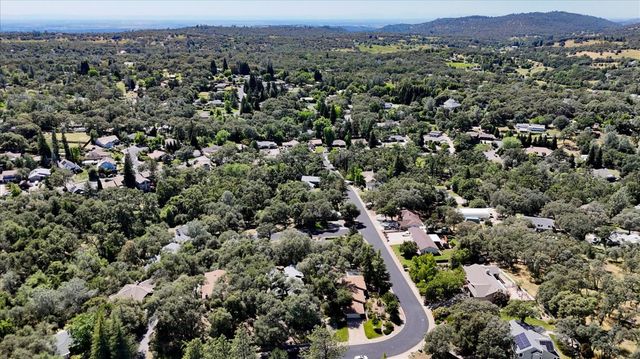 11524 Sherwood Way, Auburn, CA 95602