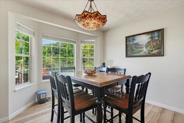 11524 Sherwood Way, Auburn, CA 95602