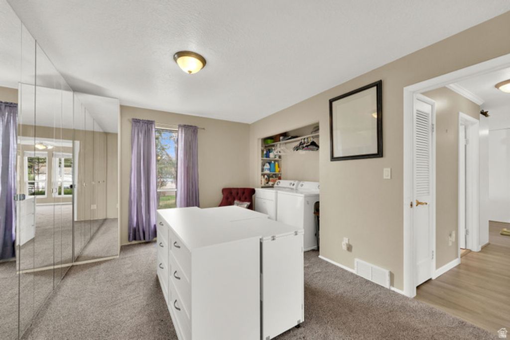 Image 19 of property listing at 6183 S 2375 E, South Ogden, UT 84403