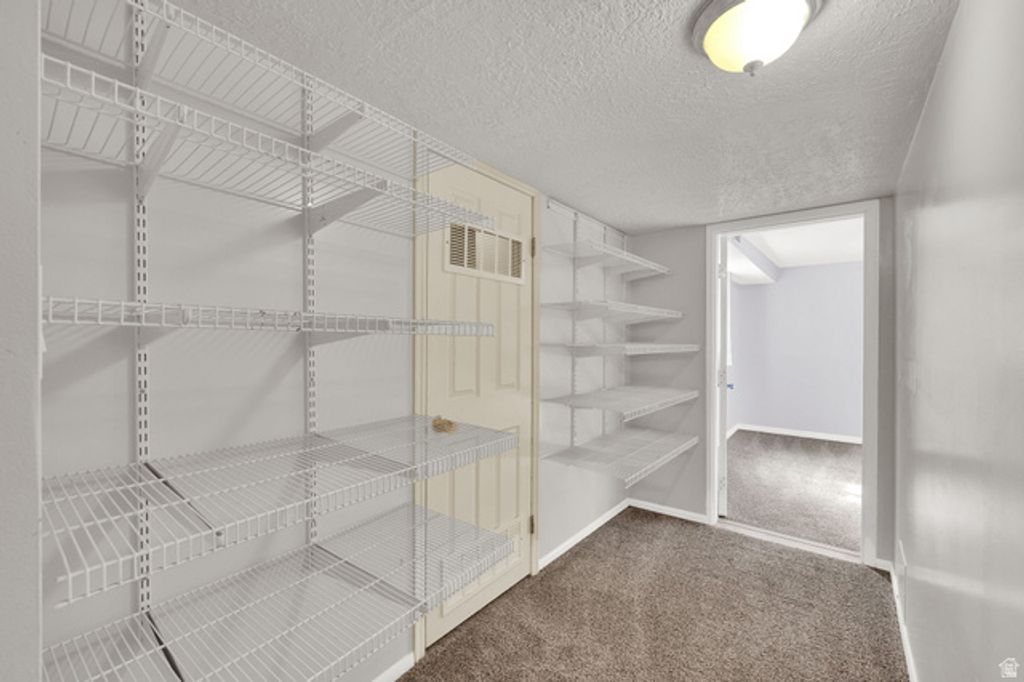 Image 29 of property listing at 6183 S 2375 E, South Ogden, UT 84403