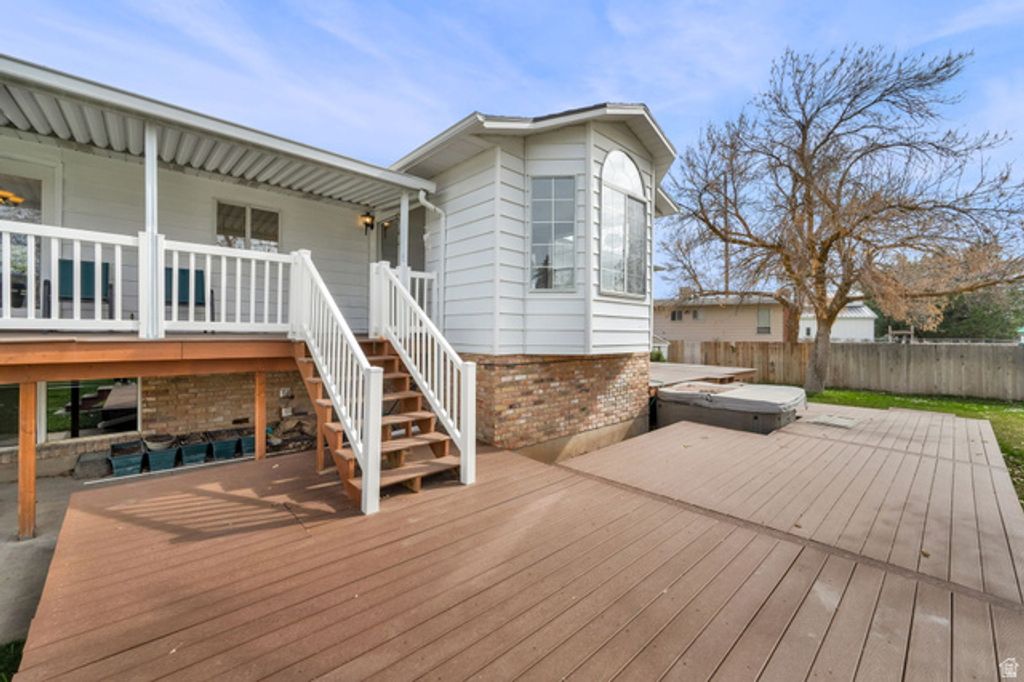 Image 37 of property listing at 6183 S 2375 E, South Ogden, UT 84403