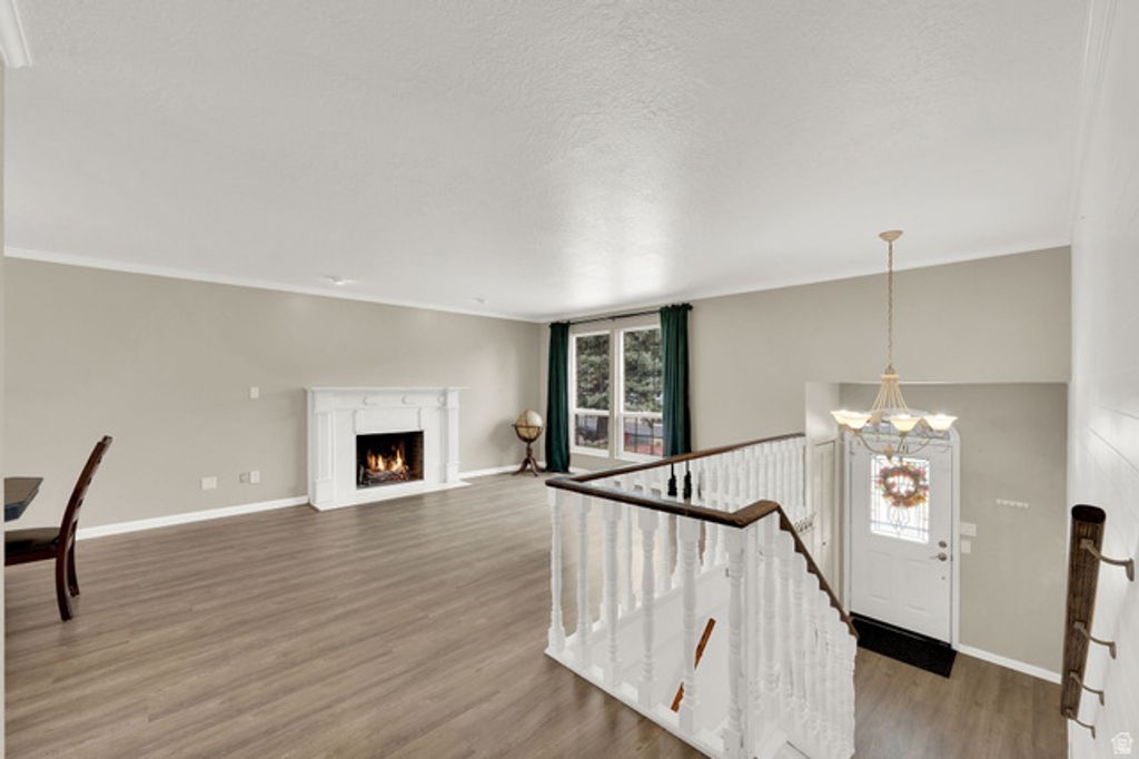 Image 5 of property listing at 6183 S 2375 E, South Ogden, UT 84403