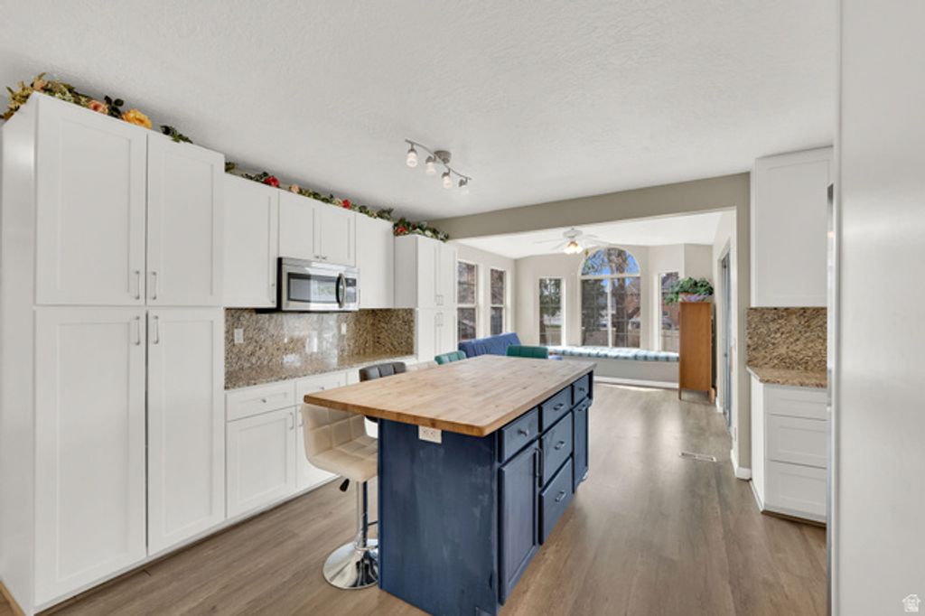 Image 8 of property listing at 6183 S 2375 E, South Ogden, UT 84403