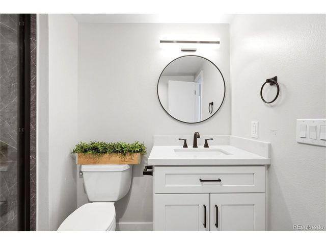 7865 E Mississippi Ave 304, Denver, CO 80247