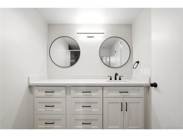 7865 E Mississippi Ave 304, Denver, CO 80247