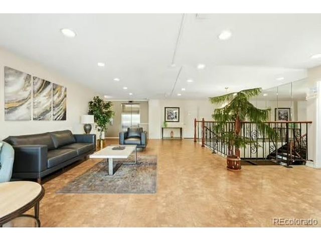 7865 E Mississippi Ave 304, Denver, CO 80247