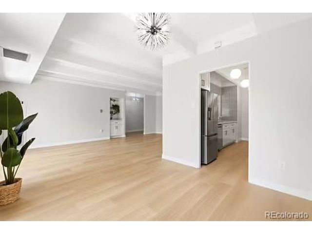 7865 E Mississippi Ave 304, Denver, CO 80247