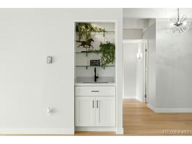 7865 E Mississippi Ave 304, Denver, CO 80247