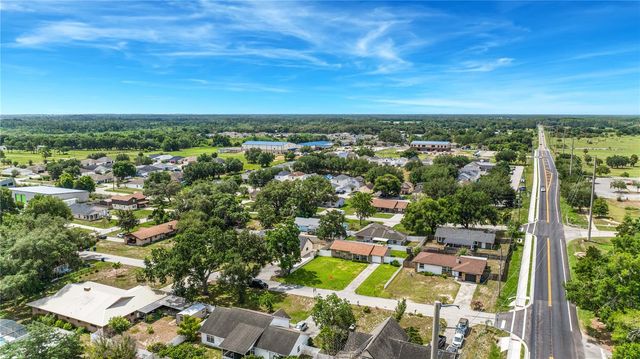 712 OAK LANE, Groveland, FL 34736