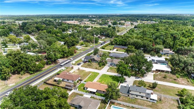 712 OAK LANE, Groveland, FL 34736
