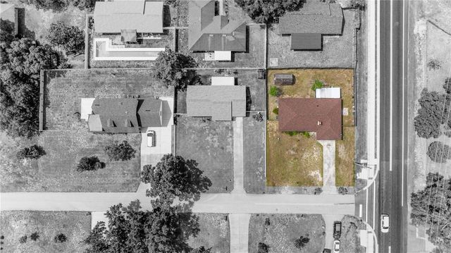 712 OAK LANE, Groveland, FL 34736