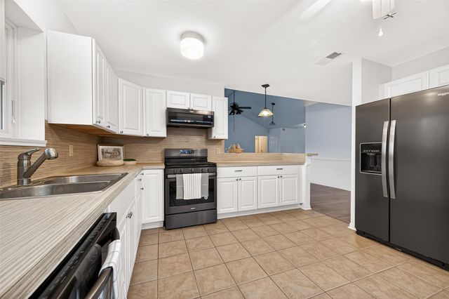 13423 Ravens Caw Drive, Cypress, TX 77429