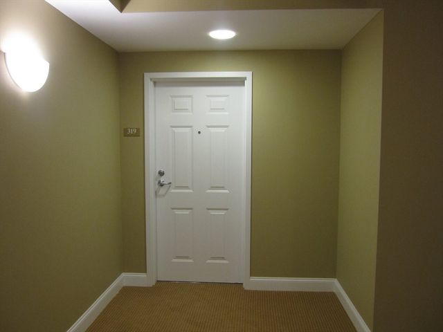 120 Wyllis Ave 319, Everett, MA 02149