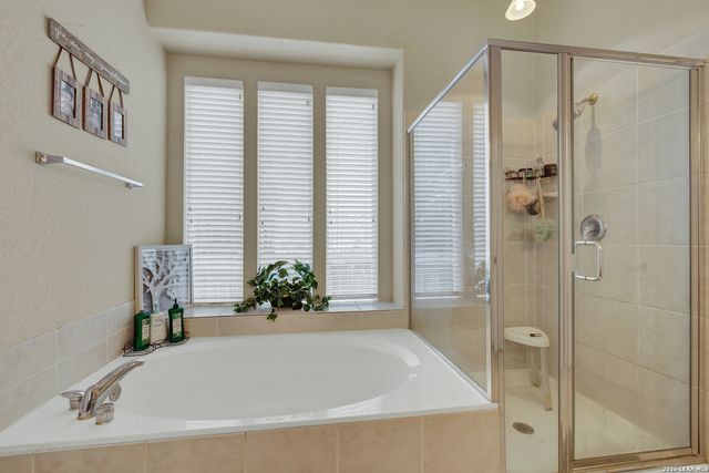 2536 Woodbridge way, Schertz, TX 78154