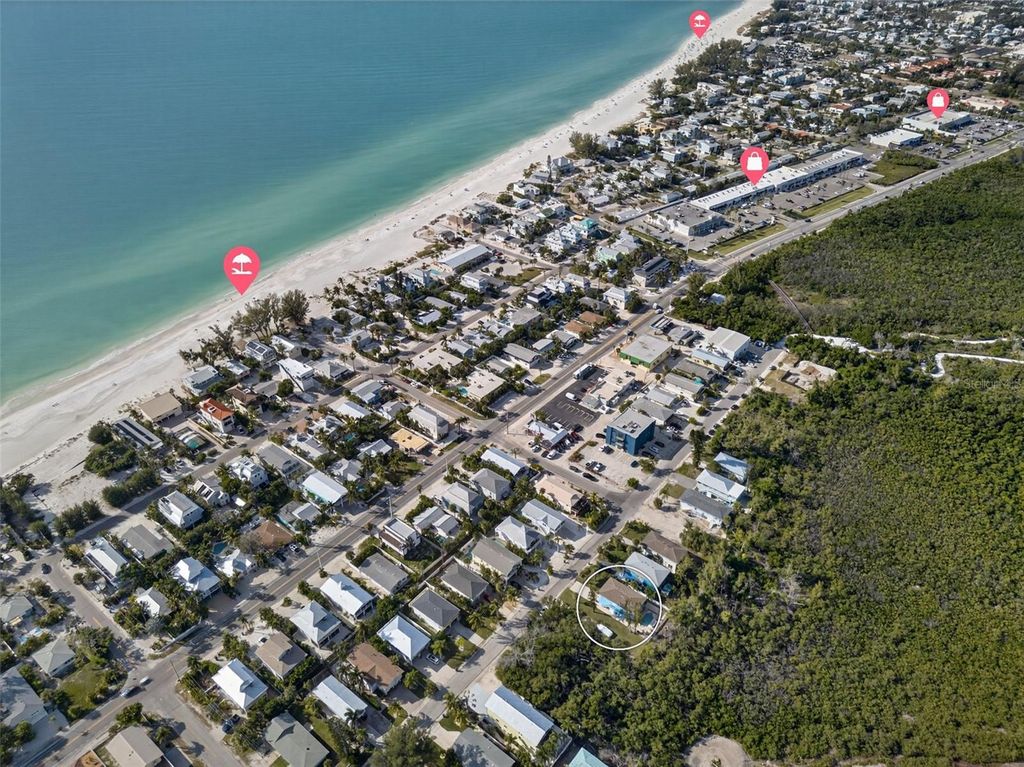 2915 AVENUE C, HOLMES BEACH, FL 34217 — photo 4