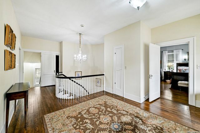 403 E BOWIE, Luling, TX 78648