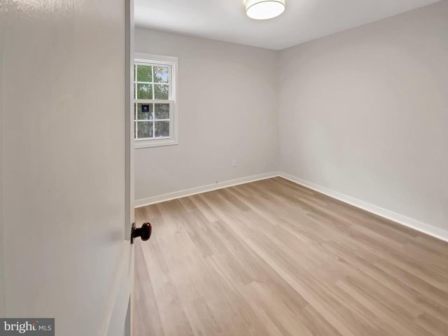 3118 BURGUNDY RD, Alexandria, VA 22303