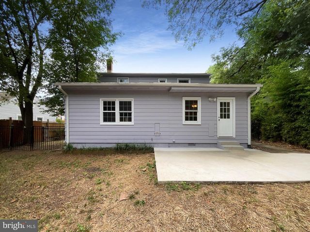 3118 BURGUNDY RD, Alexandria, VA 22303