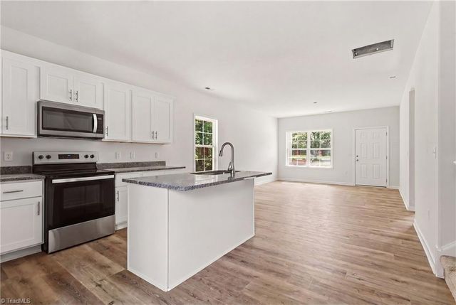 205 E Springfield Road, High Point, NC 27263